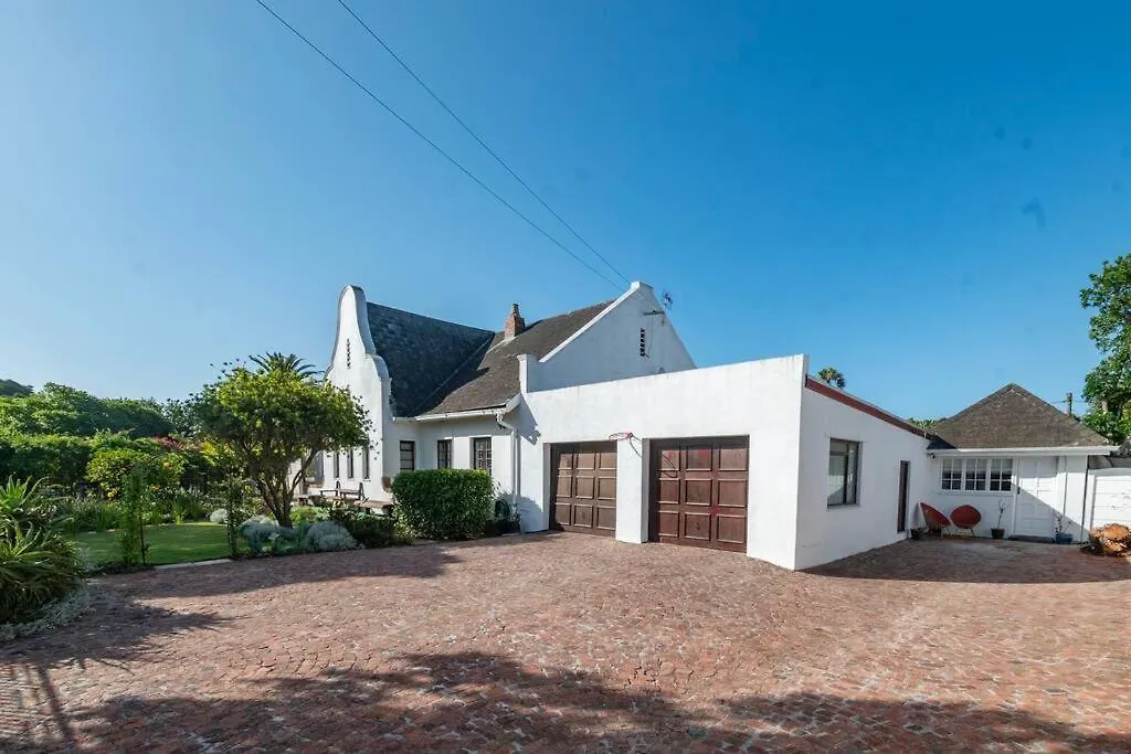 One Bedroom Cottage In Milnerton ケープタウン